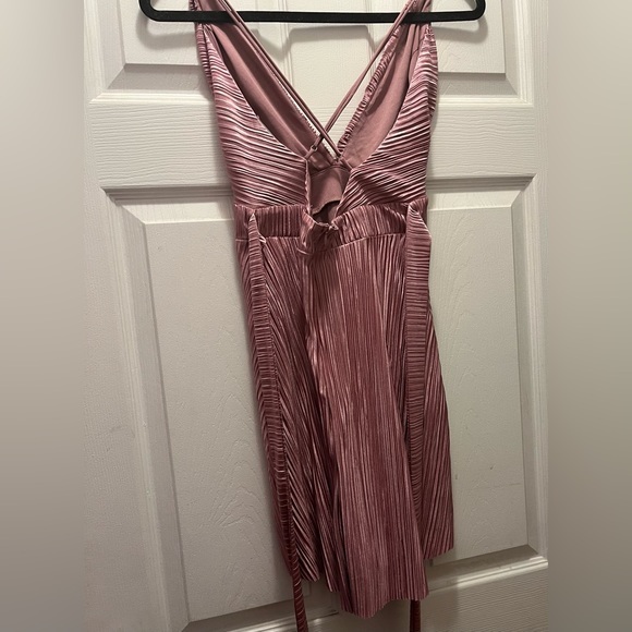 Lucy in the Sky Marcia Pleated Mini Dress in Pink NWOT - Picture 7 of 15